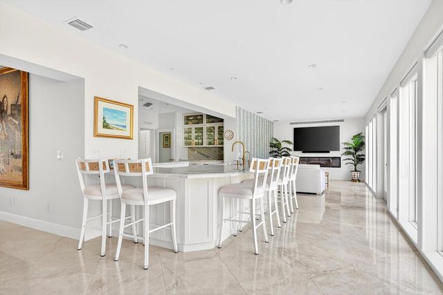 107 E Inlet Drive, Palm Beach, FL 33480