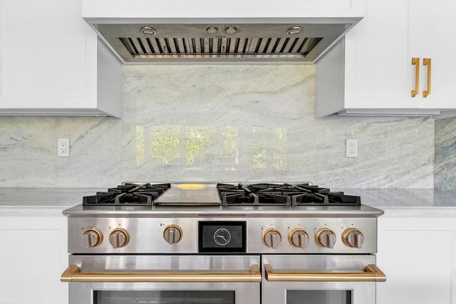 107 E Inlet Drive, Palm Beach, FL 33480