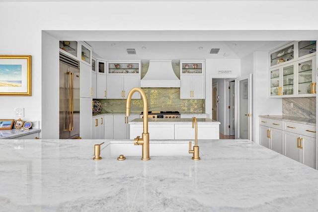 107 E Inlet Drive, Palm Beach, FL 33480