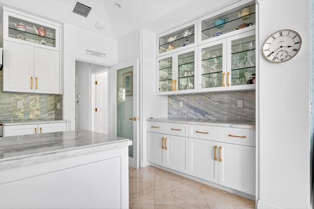 107 E Inlet Drive, Palm Beach, FL 33480