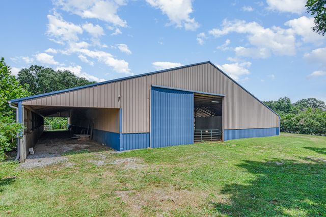 3001 Cooper Creek Road, Woodlawn, TN 37191