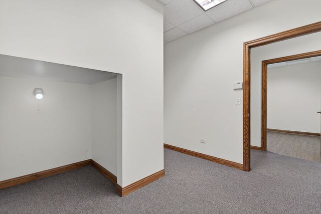 32 Uno Circle A-B, Joliet, IL 60435