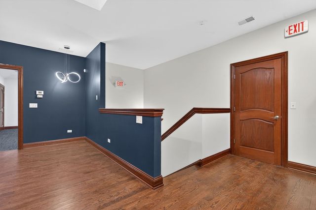 32 Uno Circle A-B, Joliet, IL 60435