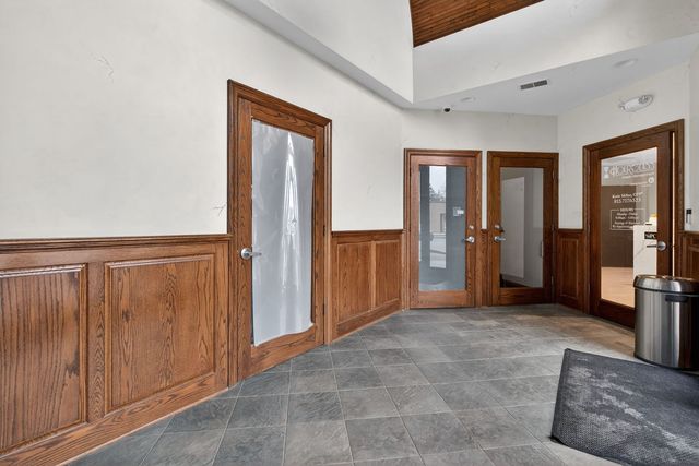 32 Uno Circle A-B, Joliet, IL 60435