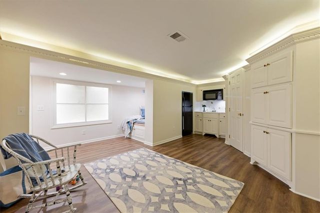 6013 W 61st Street, Mission, KS 66202
