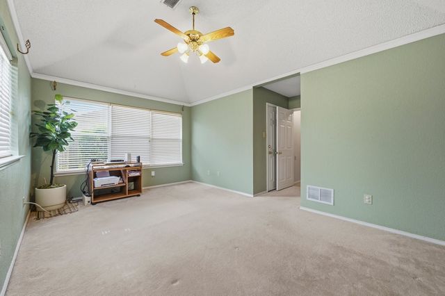 1812 Realistic Court, Bedford, TX 76021