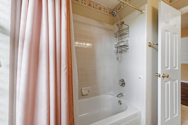 1812 Realistic Court, Bedford, TX 76021