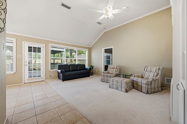 1812 Realistic Court, Bedford, TX 76021