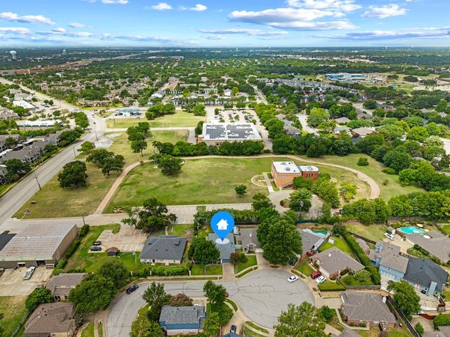 1812 Realistic Court, Bedford, TX 76021