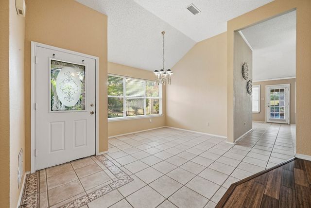 1812 Realistic Court, Bedford, TX 76021
