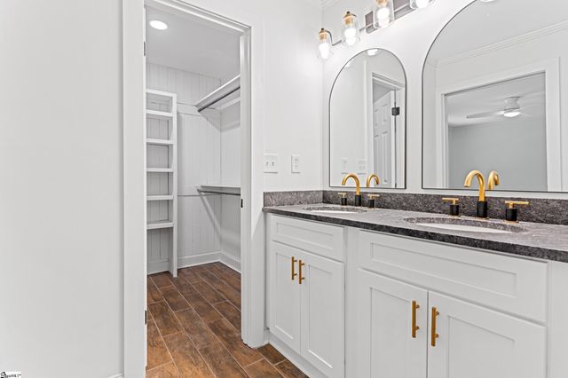 36 Heritage Drive, Fountain Inn, SC 29644