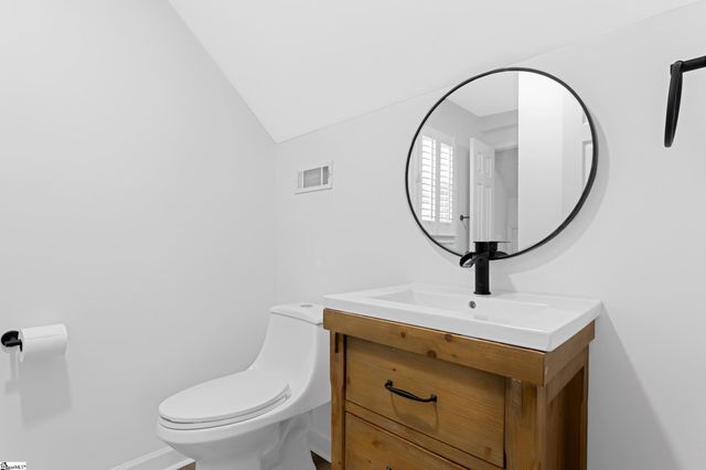 36 Heritage Drive, Fountain Inn, SC 29644