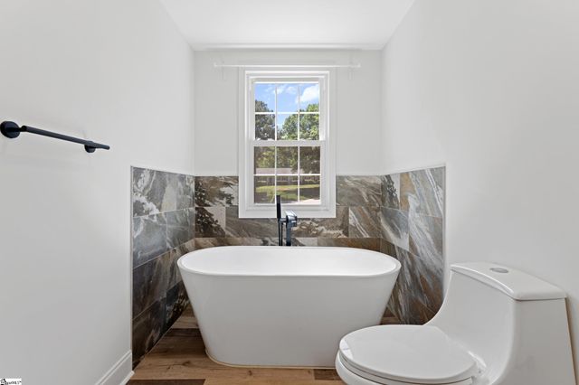 36 Heritage Drive, Fountain Inn, SC 29644