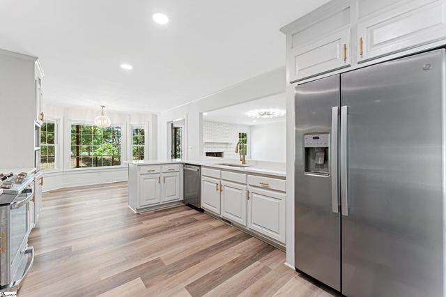 36 Heritage Drive, Fountain Inn, SC 29644