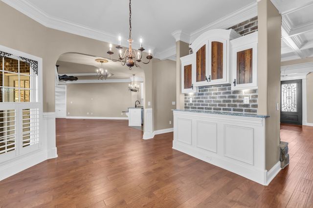 7009 Whisperwood Ave, Spring Hill, TN 37174