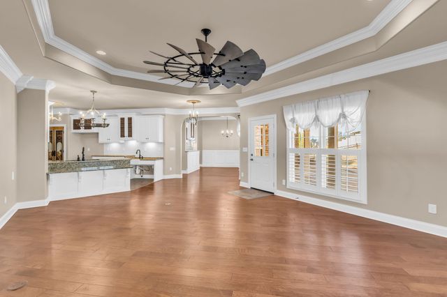 7009 Whisperwood Ave, Spring Hill, TN 37174