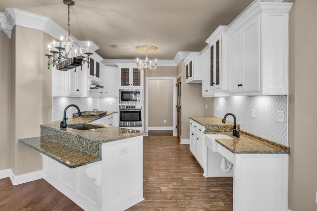 7009 Whisperwood Ave, Spring Hill, TN 37174