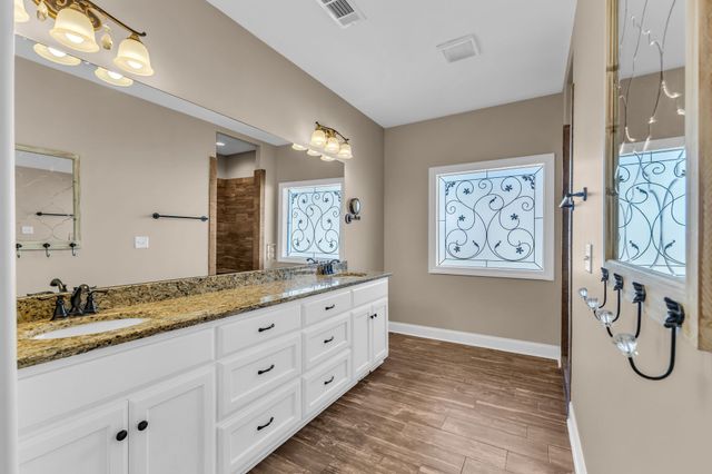 7009 Whisperwood Ave, Spring Hill, TN 37174