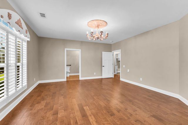 7009 Whisperwood Ave, Spring Hill, TN 37174