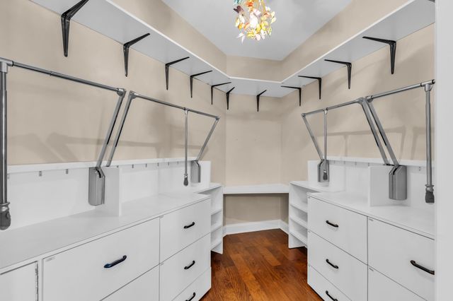 7009 Whisperwood Ave, Spring Hill, TN 37174