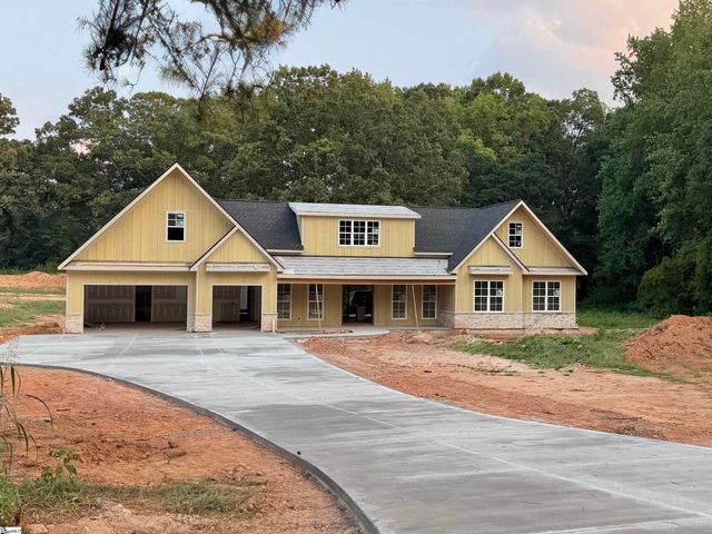 13 Martin Road, Fountain Inn, SC 29644