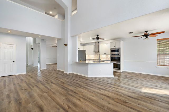 16019 Dark LN, Austin, TX 78717