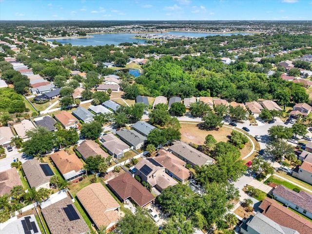 11434 CRESTLAKE VILLAGE DRIVE, Riverview, FL 33569