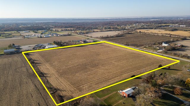 2945 E 24th Road E, Marseilles, IL 61341