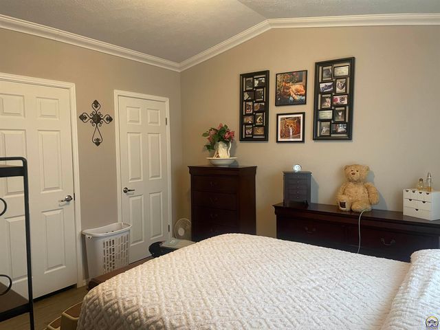 123 SE 46th CT, Topeka, KS 66609