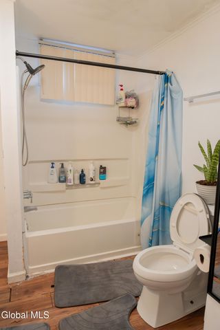 818 Bedford Road, Schenectady, NY 12308