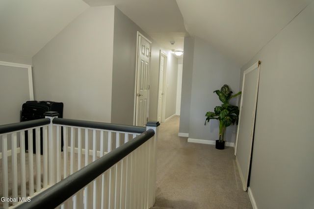 818 Bedford Road, Schenectady, NY 12308