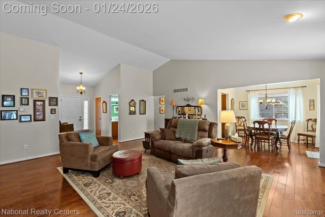 485 Winwood Circle 115, Walled Lake, MI 48390