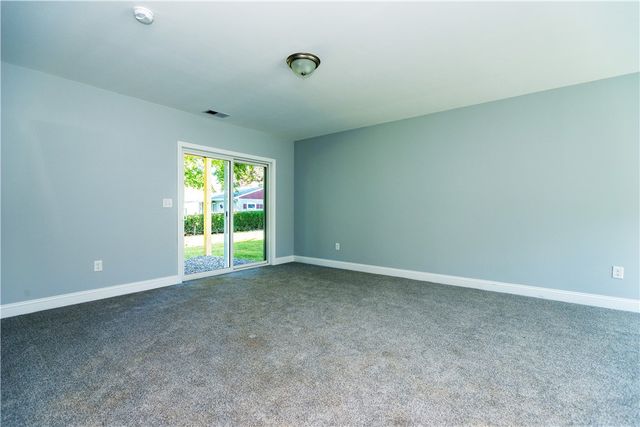 21 Carlson Circle, West Warwick, RI 02816