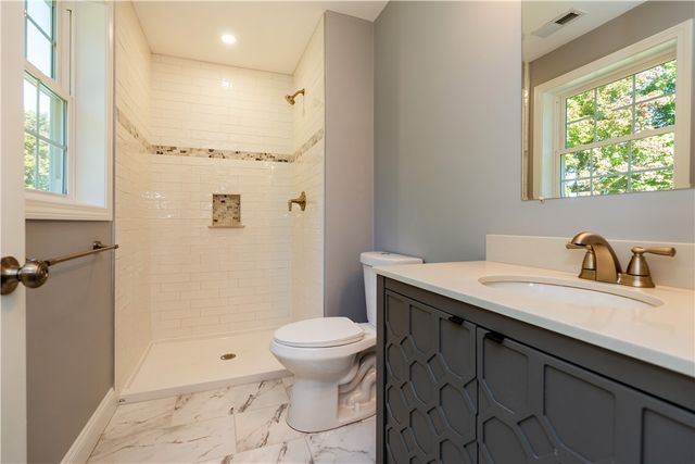 21 Carlson Circle, West Warwick, RI 02816