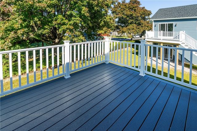 21 Carlson Circle, West Warwick, RI 02816