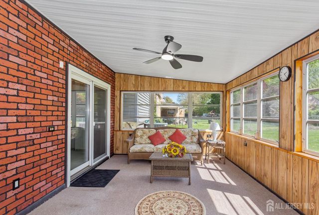 15 Pinho Avenue, Carteret, NJ 07008