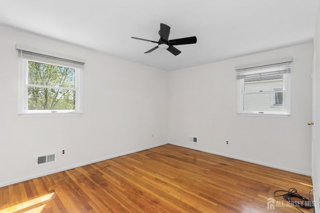 15 Pinho Avenue, Carteret, NJ 07008