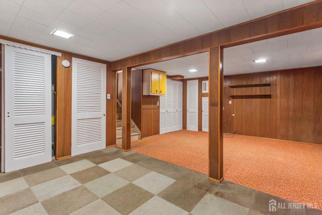 15 Pinho Avenue, Carteret, NJ 07008