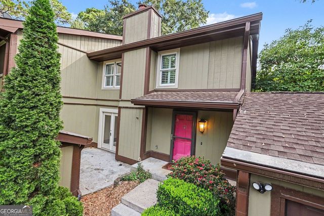 2752 Meadow Mere E, Atlanta, GA 30341