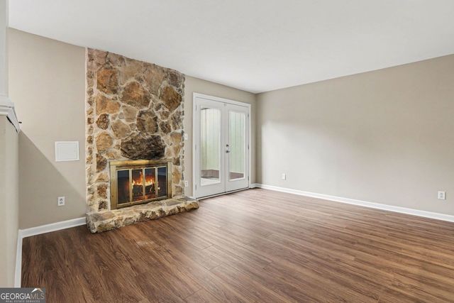 2752 Meadow Mere E, Atlanta, GA 30341