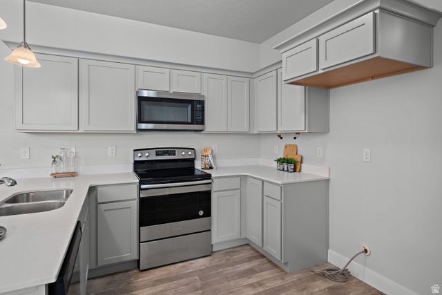 627 N EMERY LN, Vineyard, UT 84059