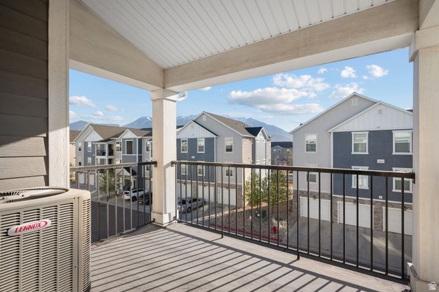 627 N EMERY LN, Vineyard, UT 84059