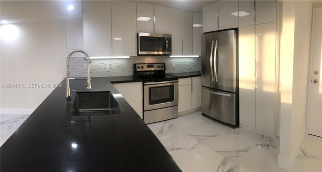 1901 Brickell Ave B2003, Miami, FL 33129