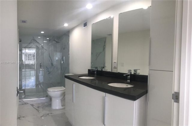 1901 Brickell Ave B2003, Miami, FL 33129