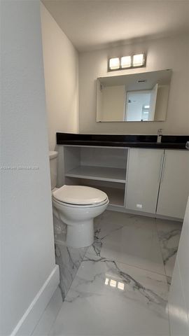 1901 Brickell Ave B2003, Miami, FL 33129