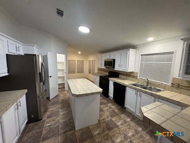 167 Lakeside Pass, New Braunfels, TX 78130
