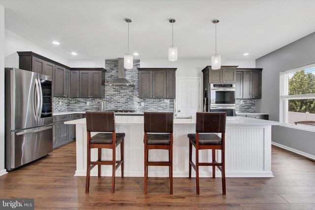 627 SADDLE RD, Palmyra, PA 17078