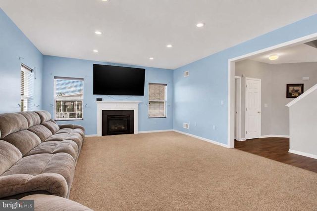 627 SADDLE RD, Palmyra, PA 17078