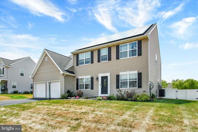 627 SADDLE RD, Palmyra, PA 17078