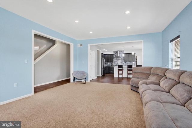 627 SADDLE RD, Palmyra, PA 17078
